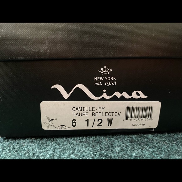 Nina Camille Gold Sz6.5 Heel - Picture 3 of 5